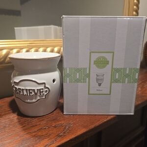 Scentsy Believe White Warmer *NEW*